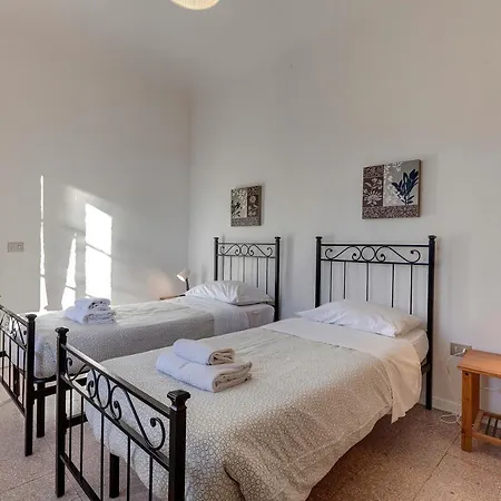 Greci 16 Iii Apartment *