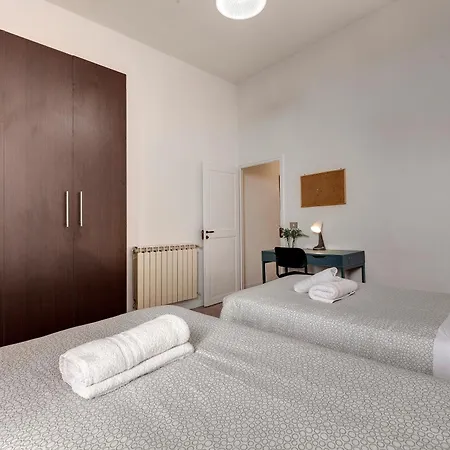 Appartement Greci 16 Iii